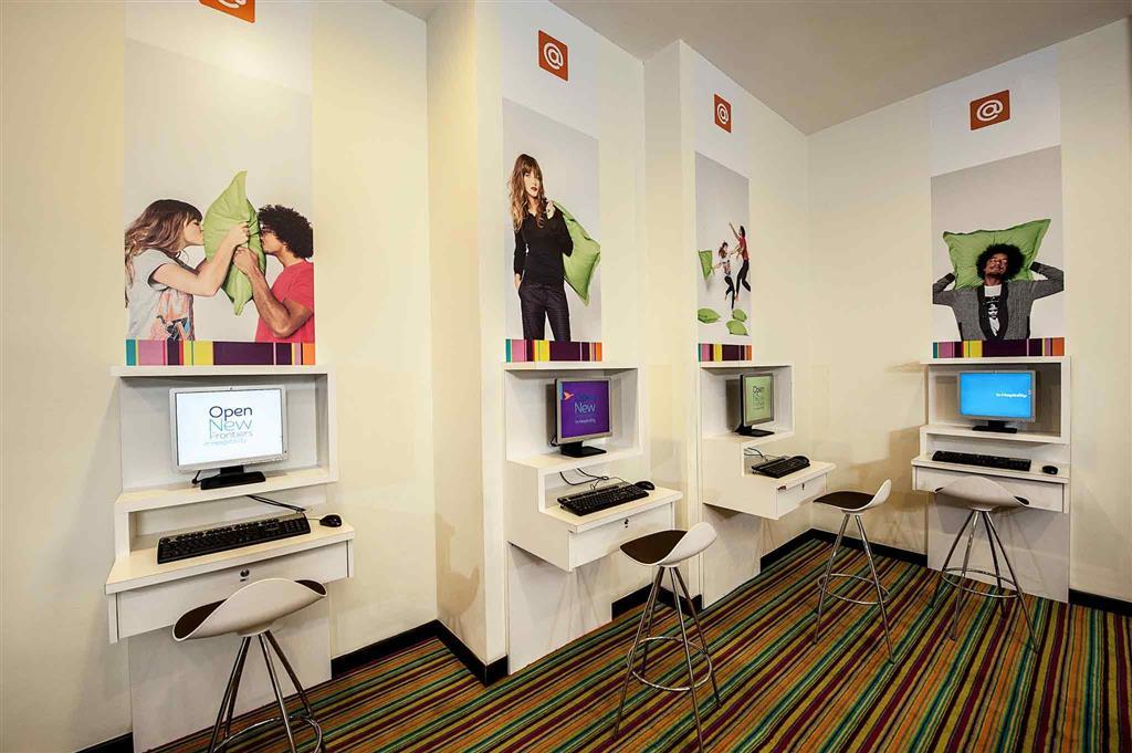 Ibis Styles Kuala Lumpur Fraser Business Park מראה חיצוני תמונה